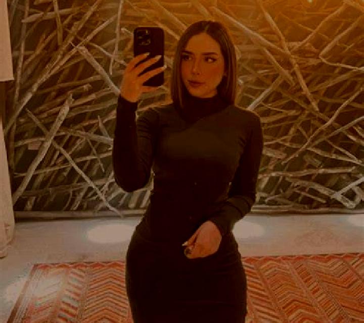 Luna 3 Medellin escort