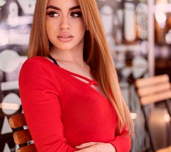 Malena Salobrena escort