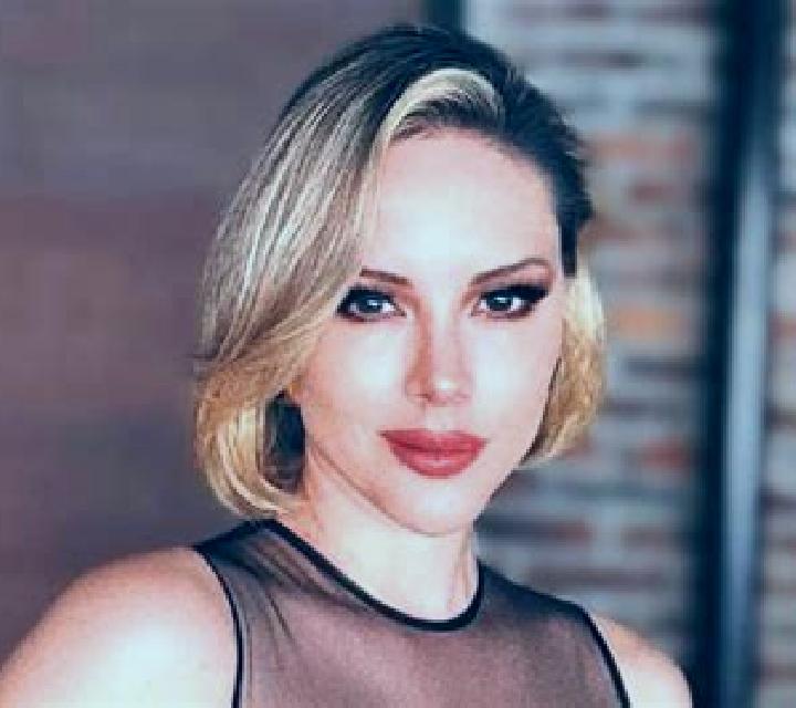 María 2 Aria escort