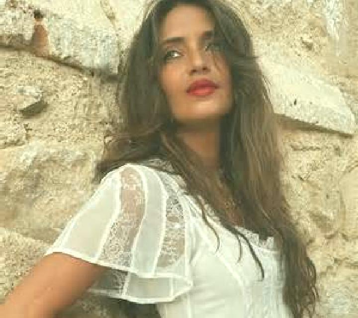 María 2 Genalguacil escort