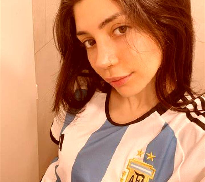 María 2 La Ginebrosa escort