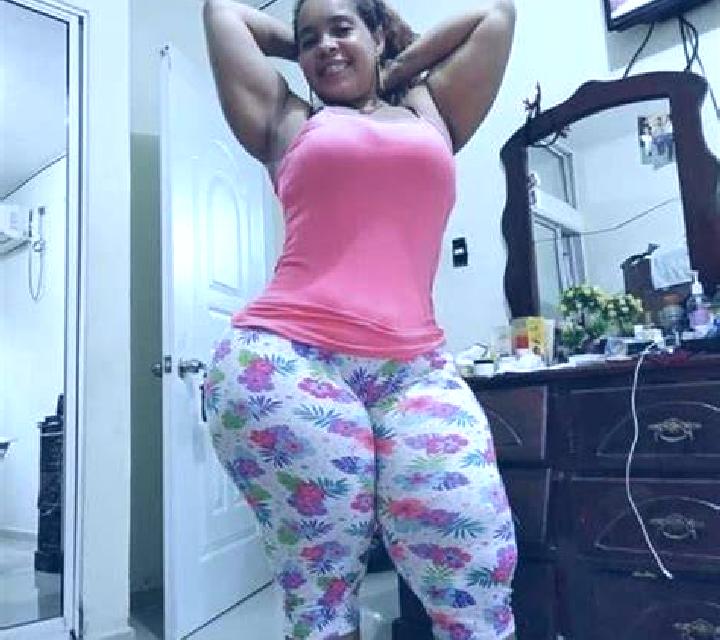 María 2 Zujar escort
