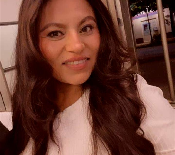 María Aninon escort