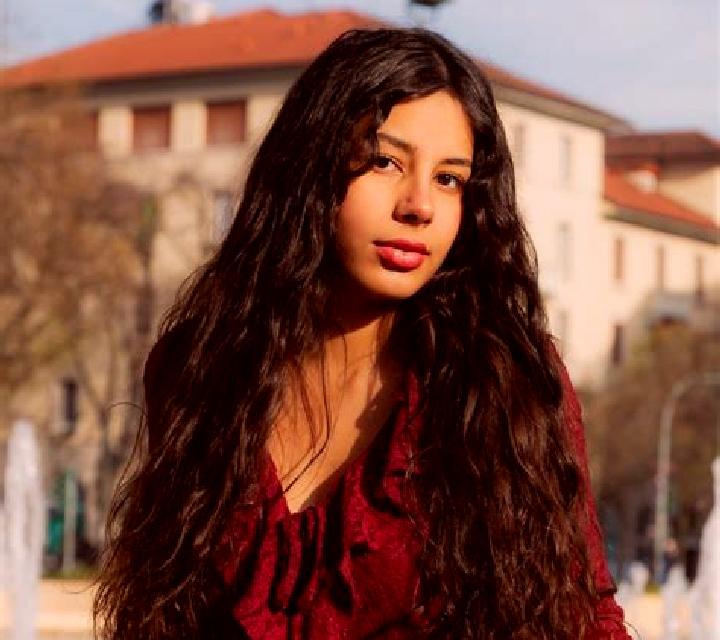 María Montichelvo escort