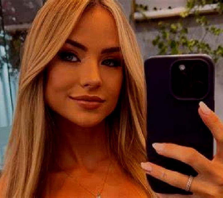 Mariana La Seca escort