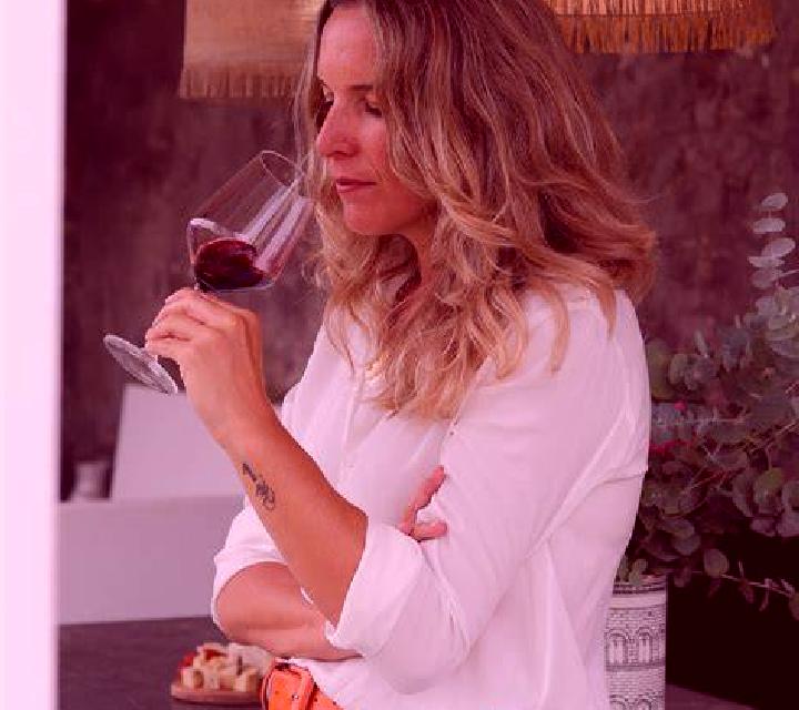 Marta Valdeavellano de Tera escort