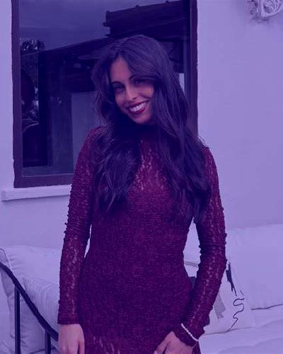 Martina 2 Suria escort