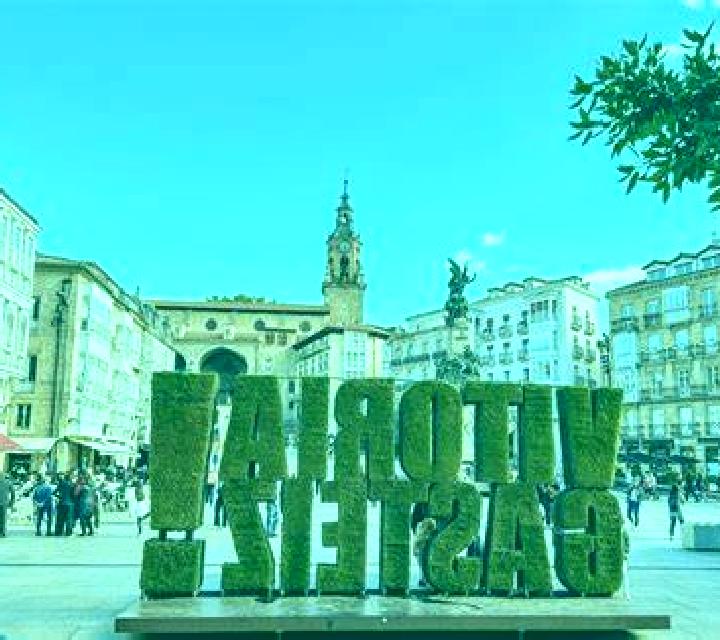 Martina 2 Villena escort