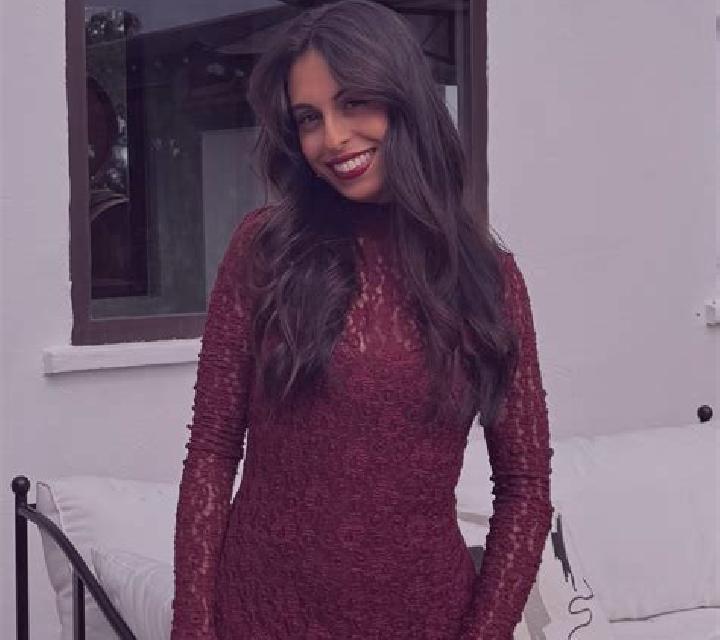 Martina Arriate escort
