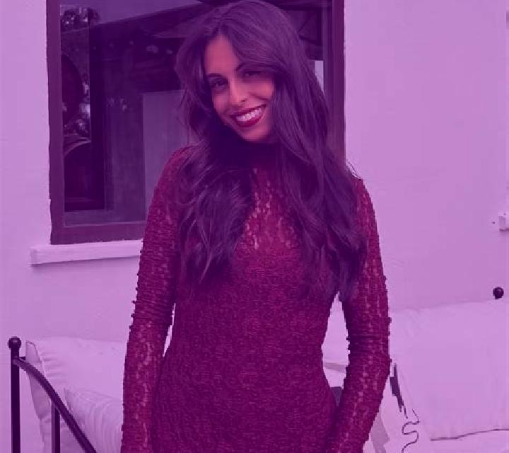 Martina Ubide escort