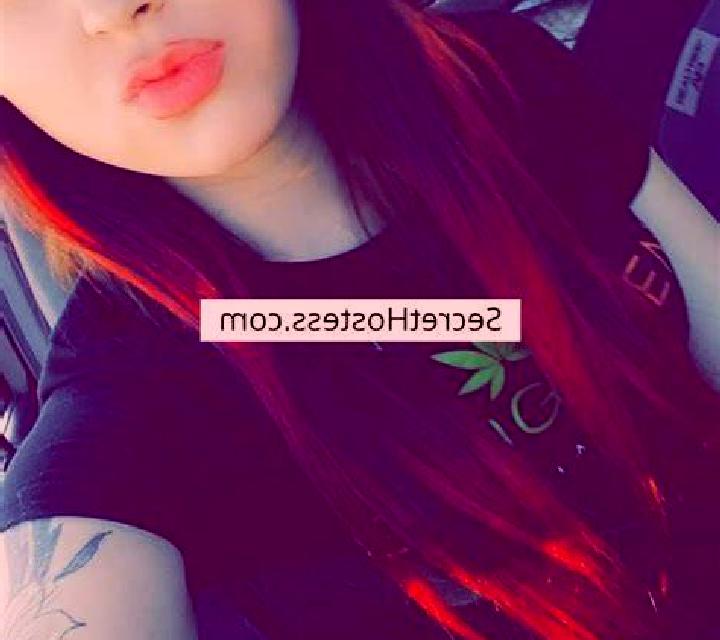 Nadia L Ampolla escort