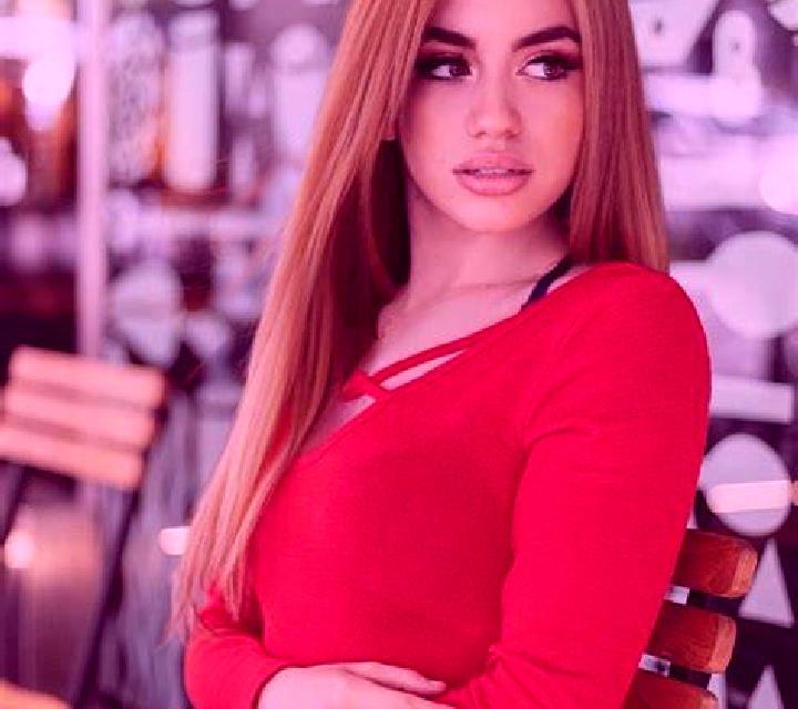 Nadia Yerri escort