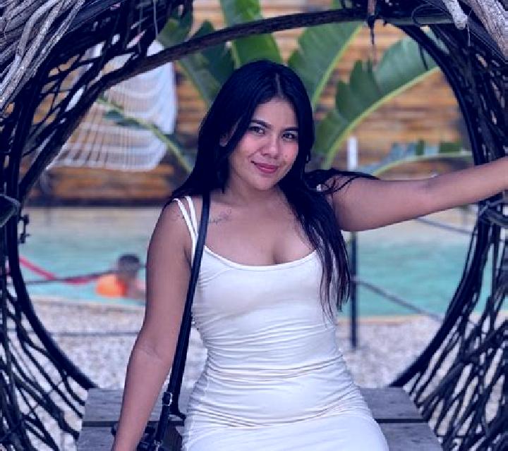 Natalia Escanuela escort