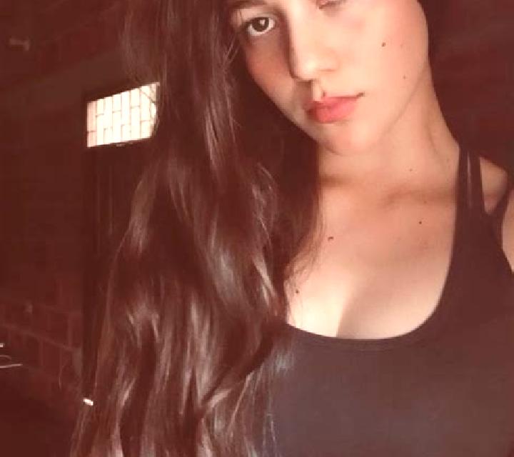 Ángela Lumbreras escort