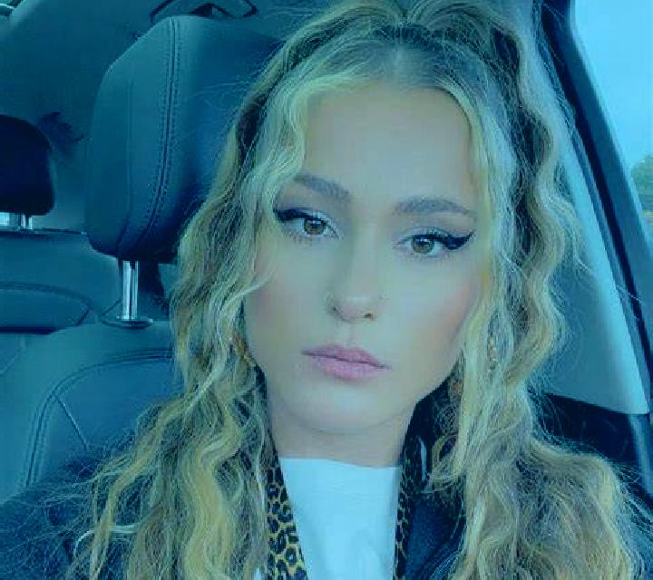 Ángela Peleagonzalo escort