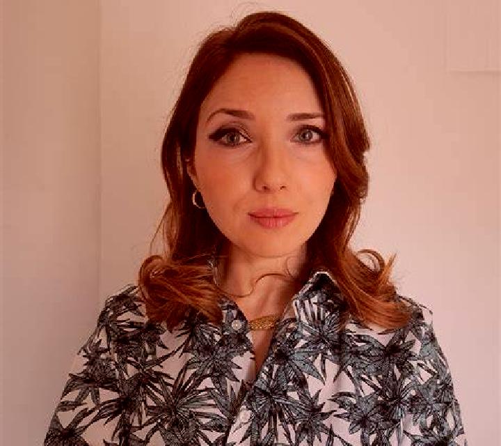 Ángela Quatretonda escort
