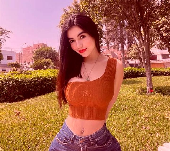 Noa 3 Sinlabajos escort