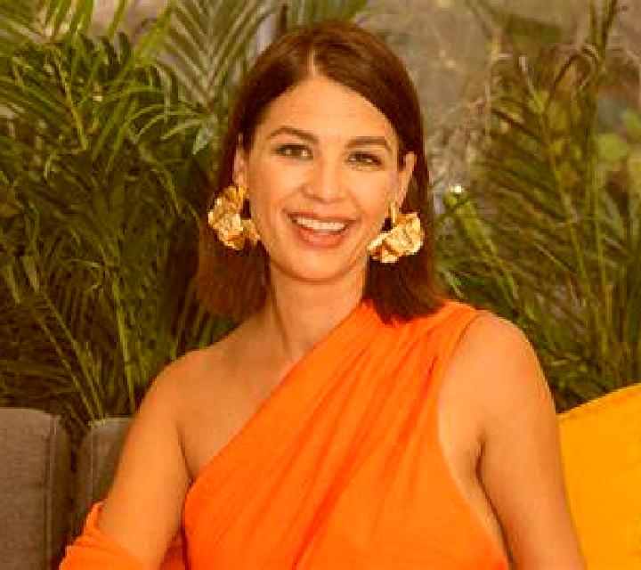 Noa Villovieco escort