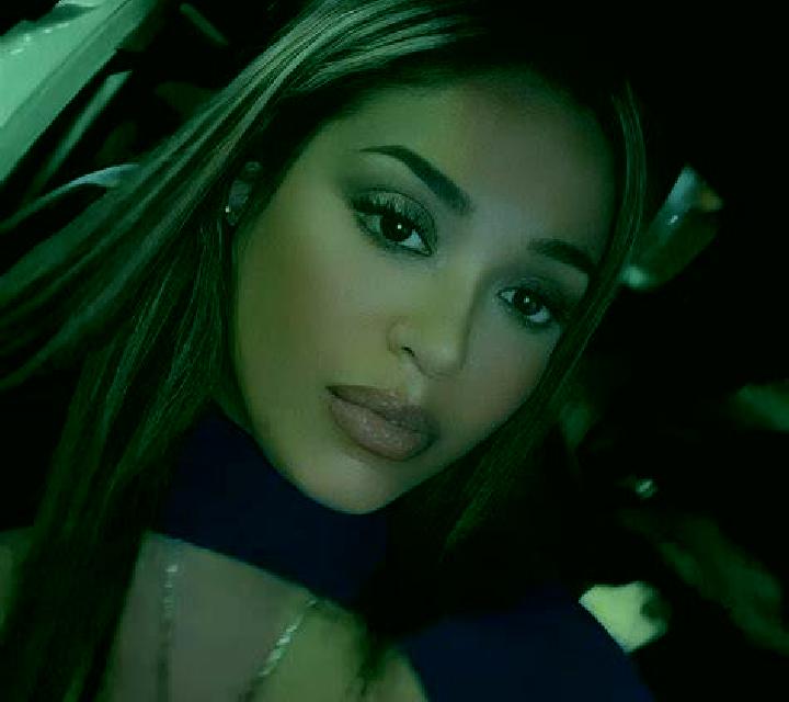 Nora Son Roca escort