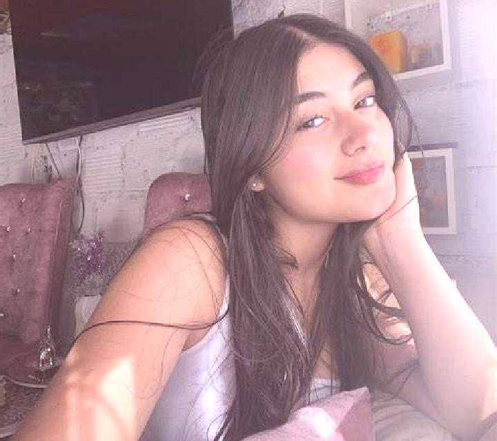 Nora Tortuera escort