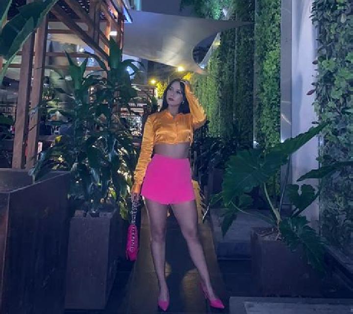 Olivia 2 Barbens escort