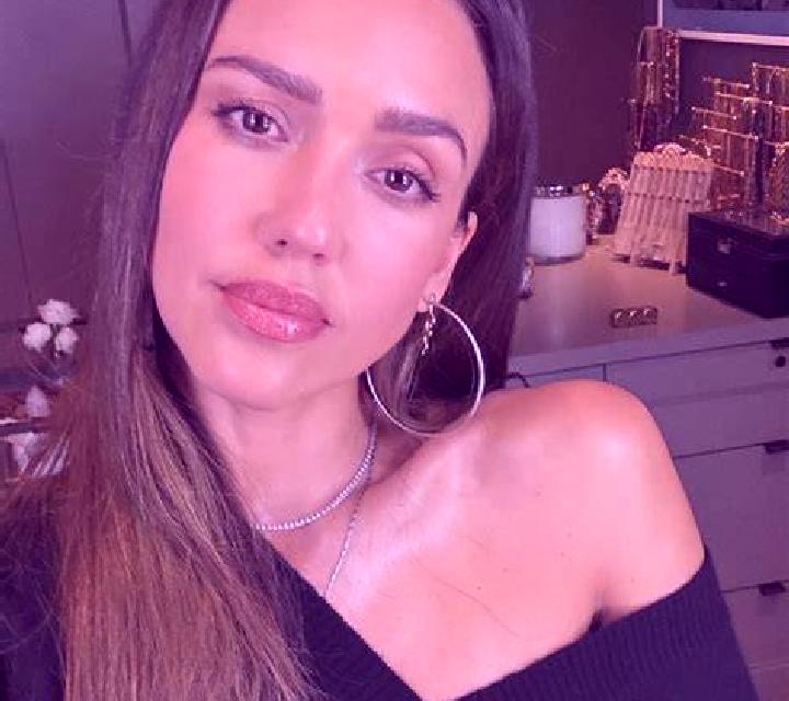 Paloma 2 Reina escort