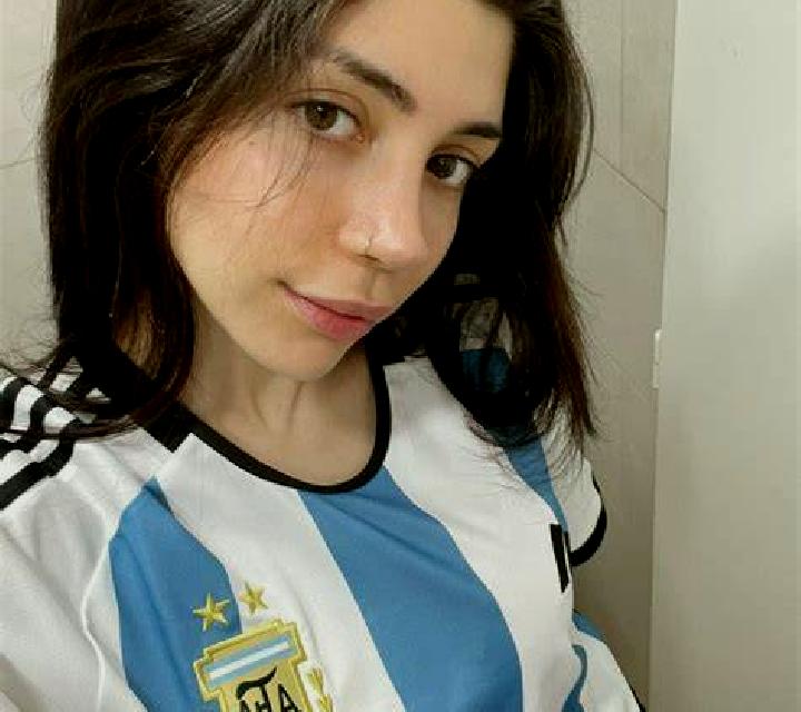 Paula 2 Hervias escort