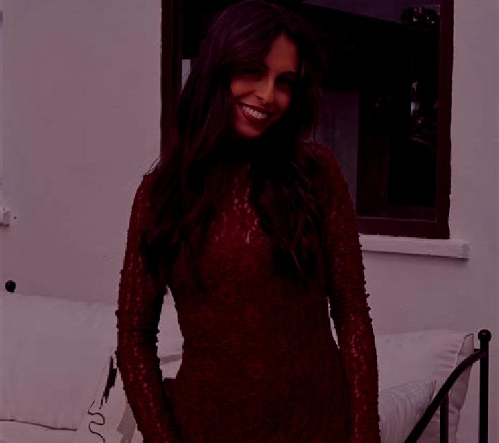Paula Antella escort