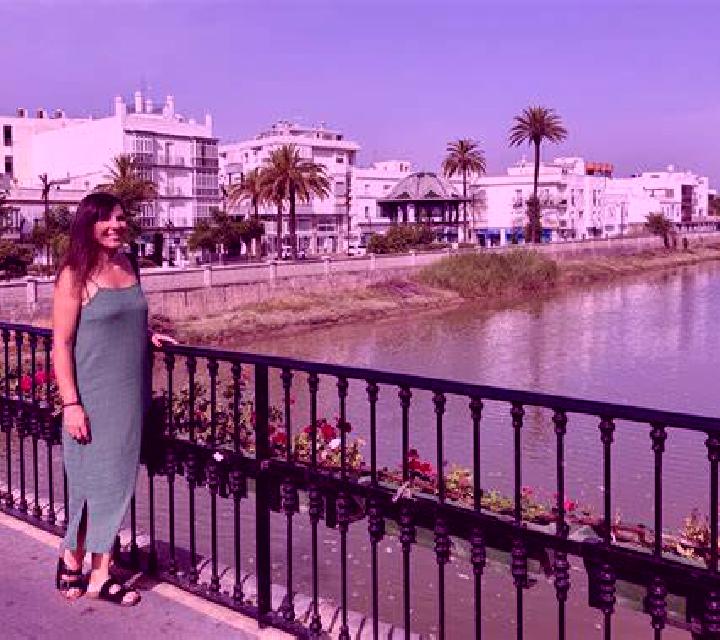 Regina Casas de Miravete escort