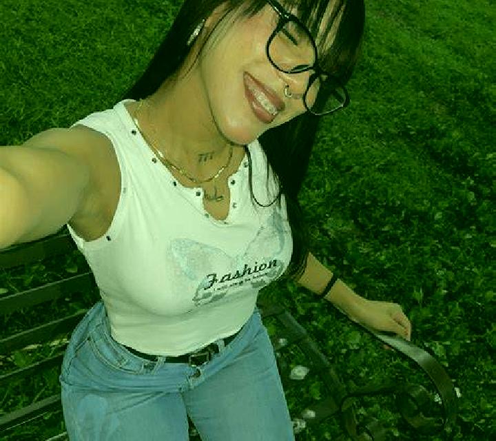Regina Velilla de los Ajos escort