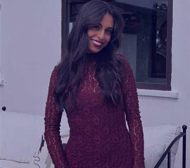 Renata Mamolar escort