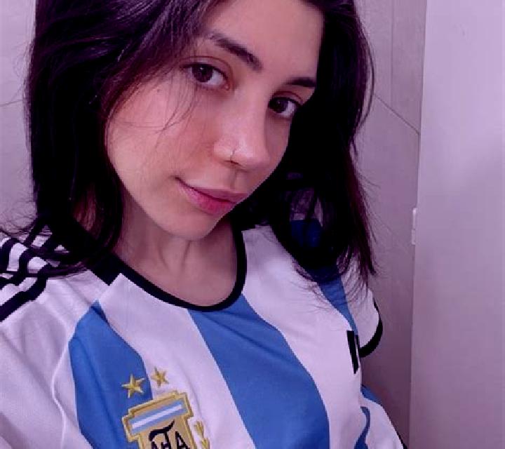 Renata Roturas escort