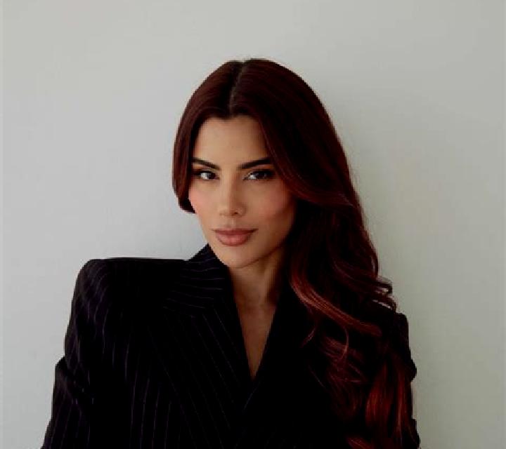 Rosa 3 Cabanes escort