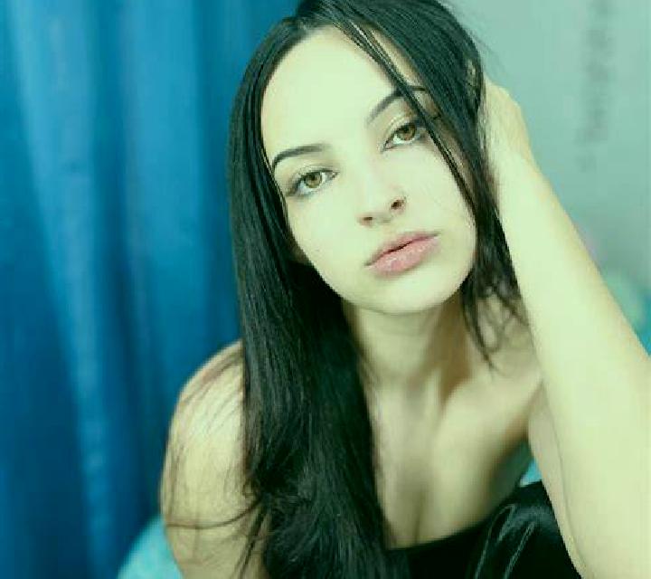 Salma Cornudella de Montsant escort