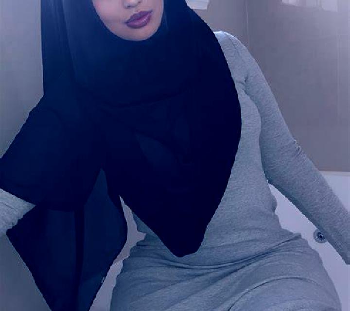 Salma Loscos escort