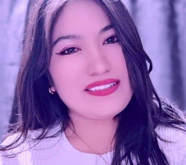 Salma Olius escort