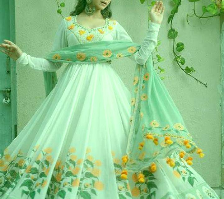 Salma Vilamacolum escort