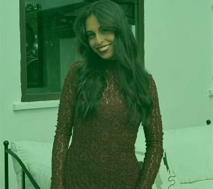 Sara 3 Flaca escort