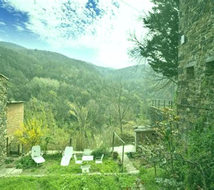 Sara Castejon de Alarba escort