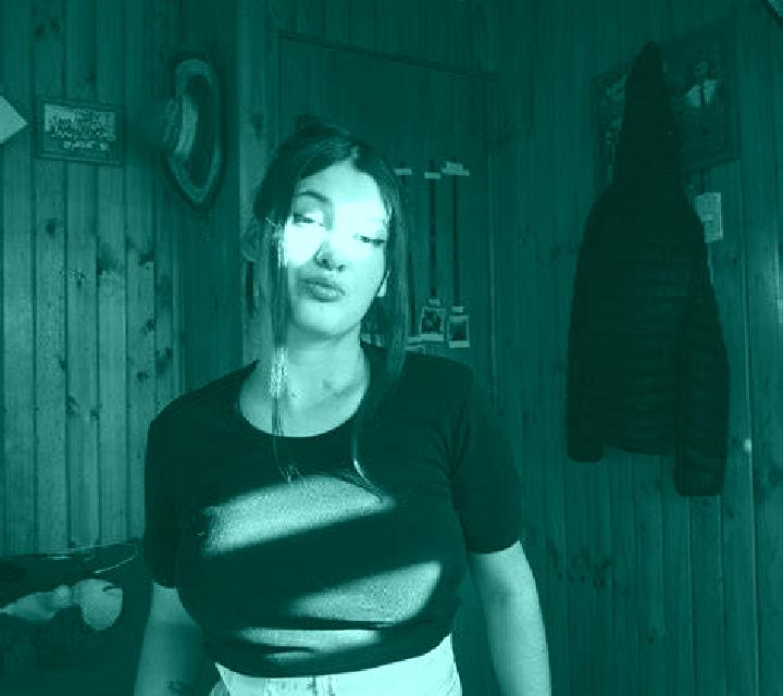 Selene Jarafuel escort