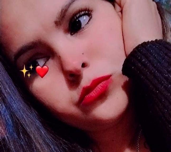 Selene Sarria escort