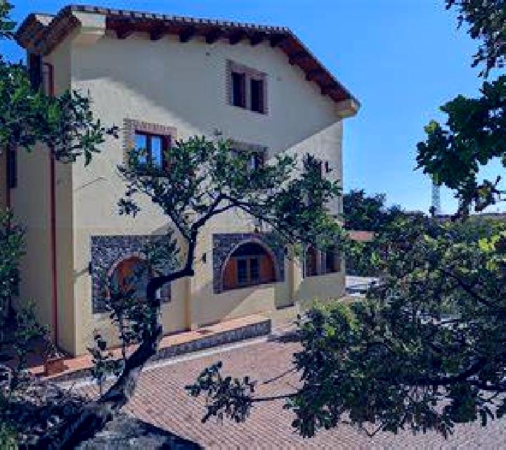 Valeria 2 Aria escort