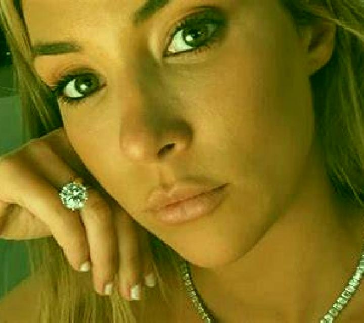 Valeria 3 El Puente del Arzobispo escort