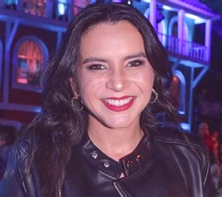 Verónica Escucha escort