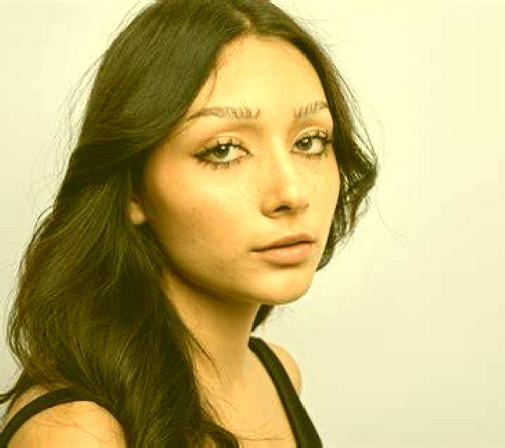 Yasmin Oria escort
