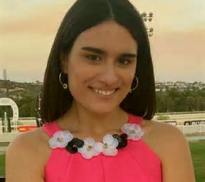 Zara 2 Matillas escort