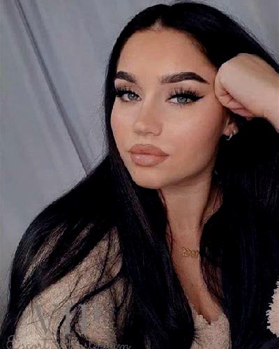 Zara Alcaniz escort