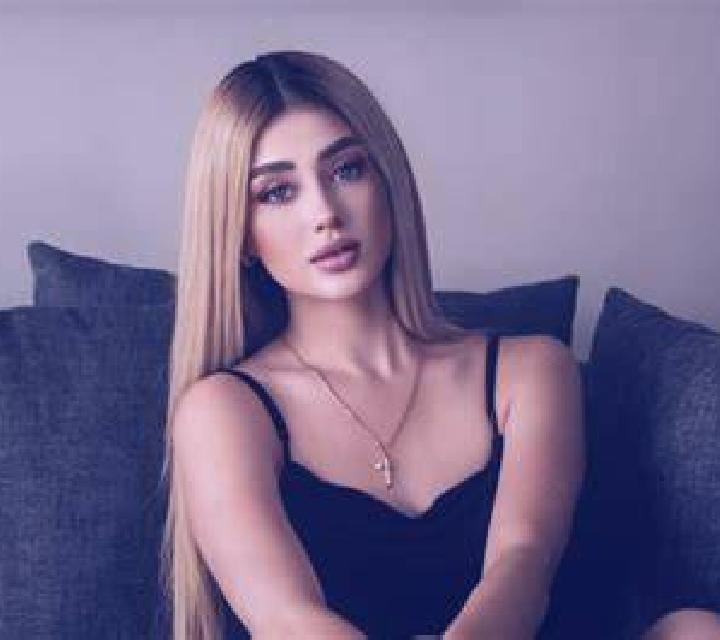 Zara Fuentes de Onoro escort