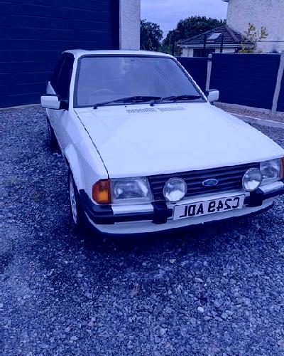 Zara Llucmajor escort